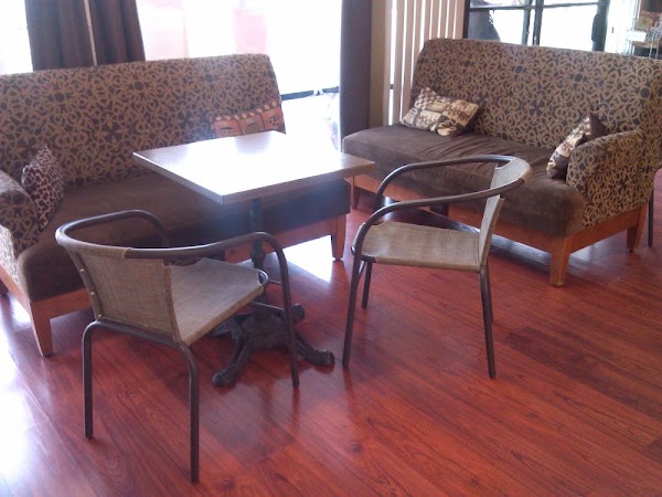 Java Cherry interior